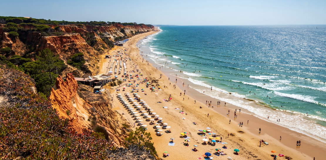 Praia da Falésia, Portugal